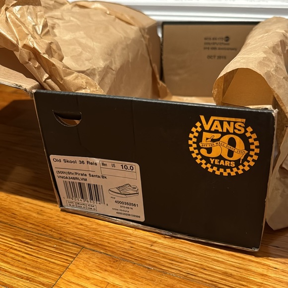 Vans Old Skool 36 Pirate Santa 50th Anniversary - Picture 2 of 7